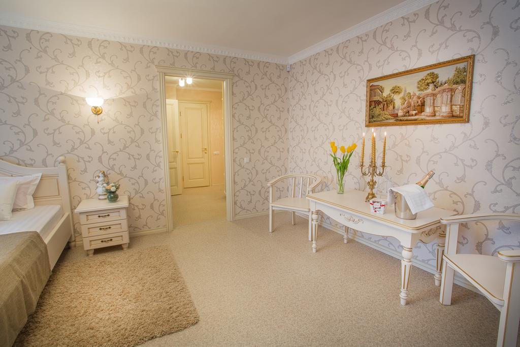 Luxury Apartments With Jacuzzi Sumy Exterior foto